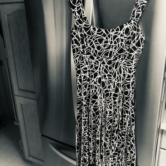 Frank Lyman Dress with a cover, size 8 - Picture 3 of 10